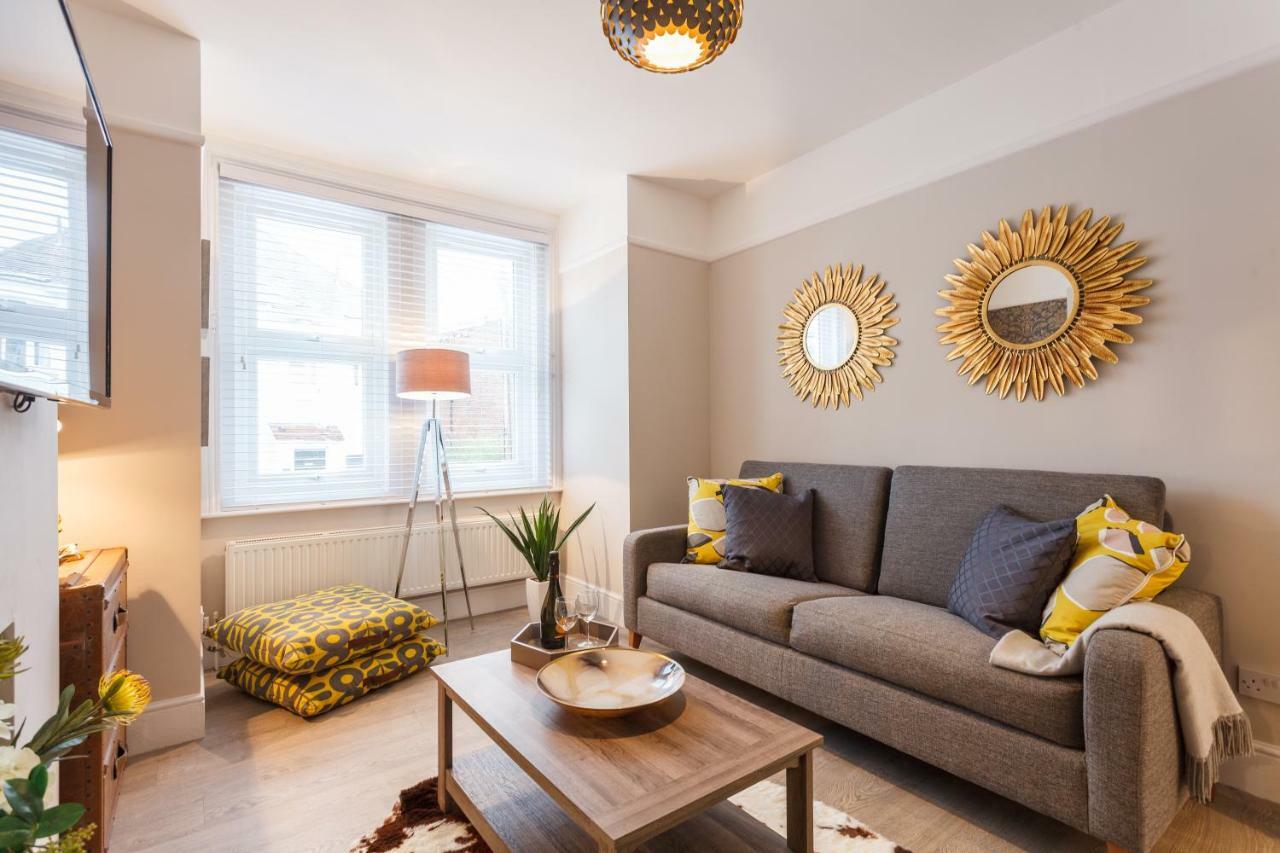 伯恩茅斯Stylish Town Centre House - 300Mbps, Parking & Sunny Decking公寓 外观 照片