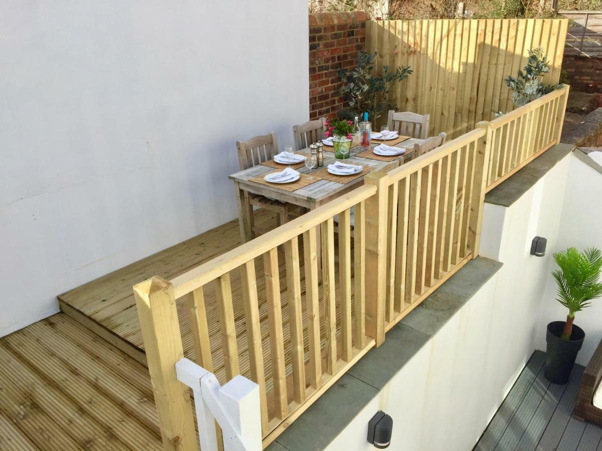伯恩茅斯Stylish Town Centre House - 300Mbps, Parking & Sunny Decking公寓 外观 照片